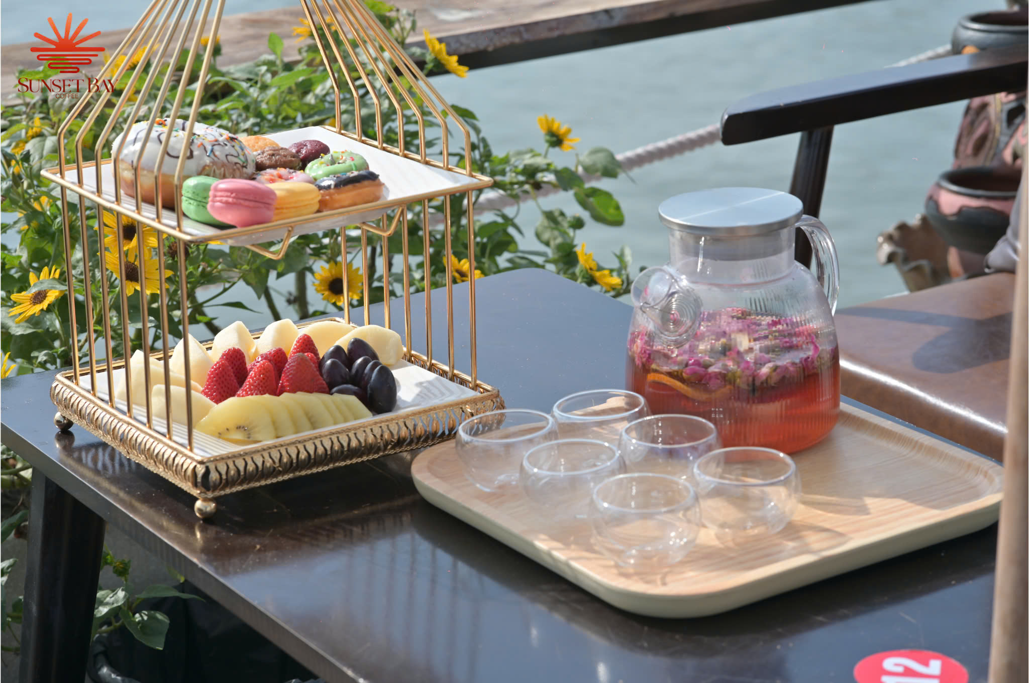 Set Trà Chiều tại Sunset Bay Coffee